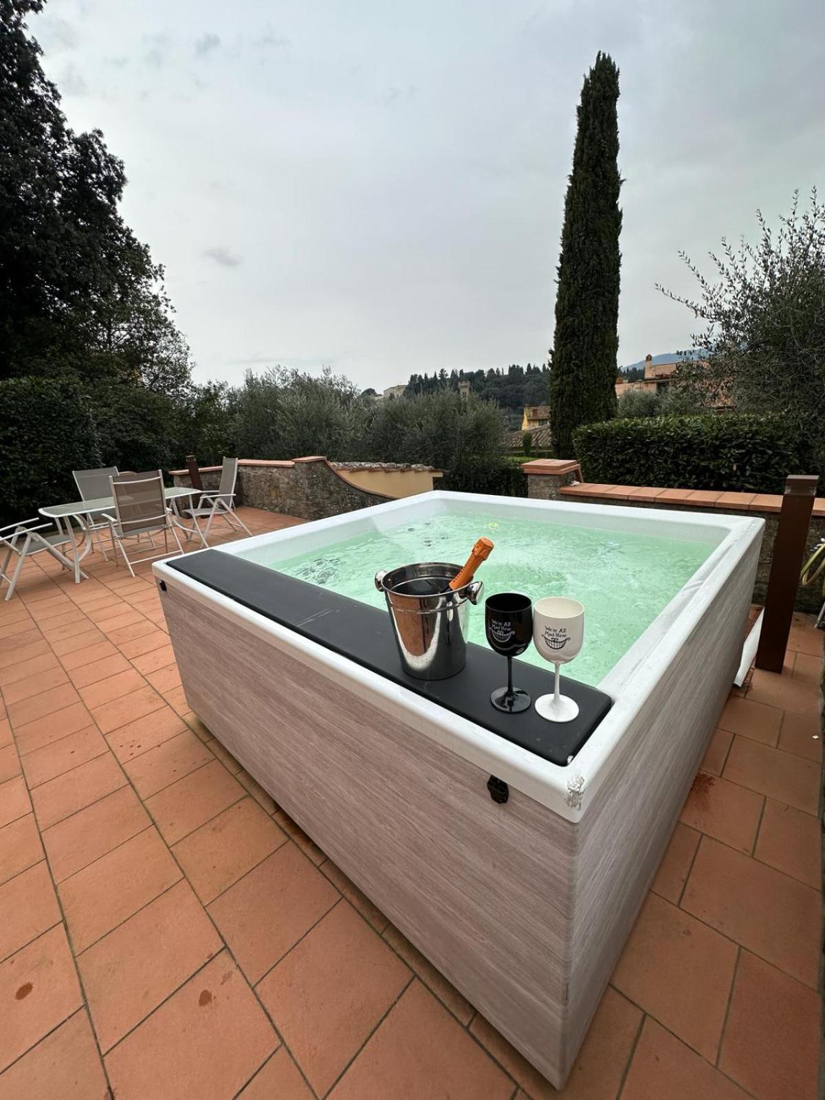 Yid Cozy House In Fiesole With Jacuzzi Apartment Ngoại thất bức ảnh